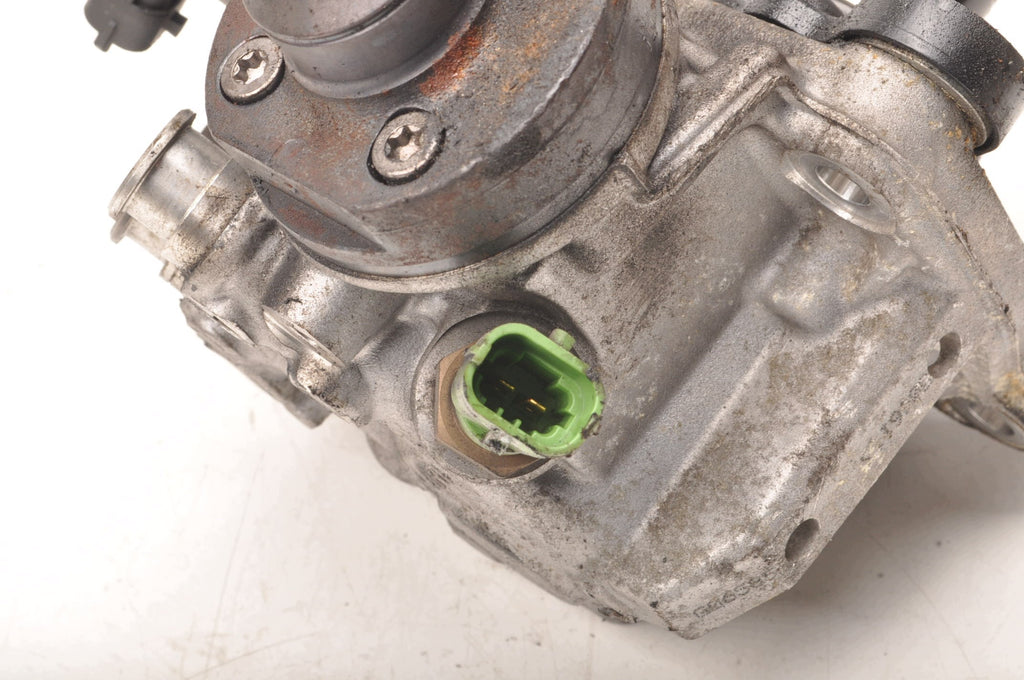 INJECTION PUMP VOLVO XC60 AND S80 II V70 S80 II 2.0 D3 D4 31372081