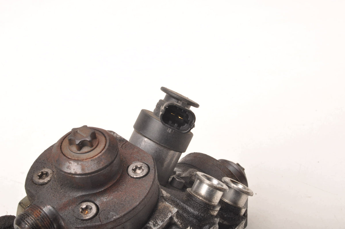 INJECTION PUMP VOLVO XC60 AND S80 II V70 S80 II 2.0 D3 D4 31372081