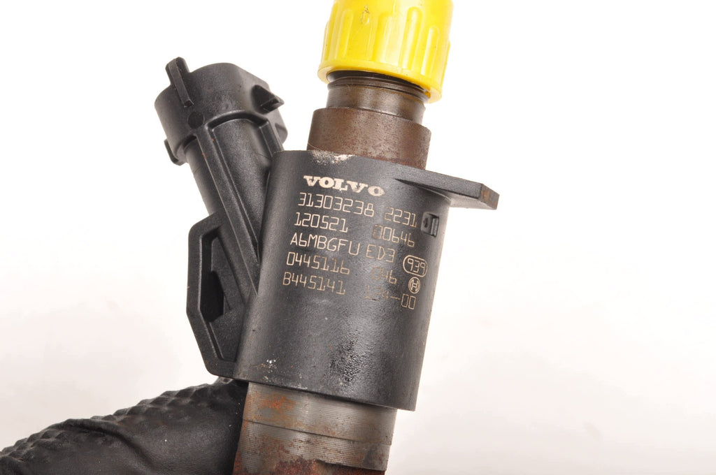 INJECTOR VOLVO C30 S40 II V50 C70 II 2.0 D3 31303238 0445116046
