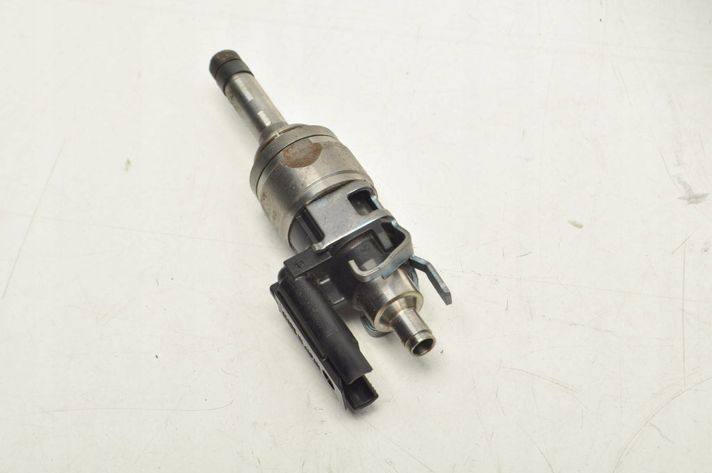 INJECTOR VOLVO S90 V90 S60 XC90 XC60 2.0 16V T8 31432778