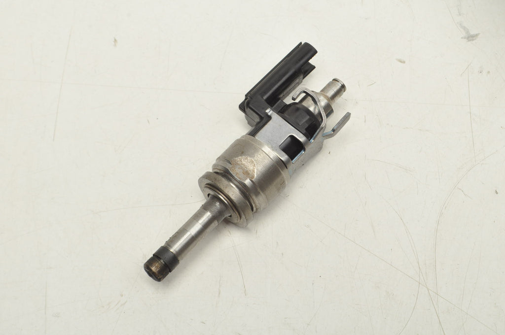 INJECTOR VOLVO S90 V90 S60 XC90 XC60 2.0 16V T8 31432778