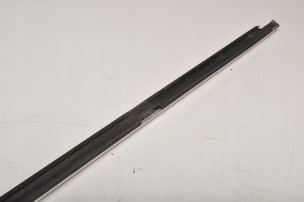 INSIGNIA A BLADE REAR LEFT CHROME COMBI