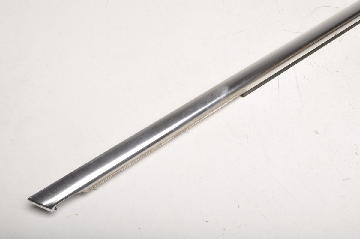 INSIGNIA A SKIPPER STRIP, RIGHT FRONT, CHROME