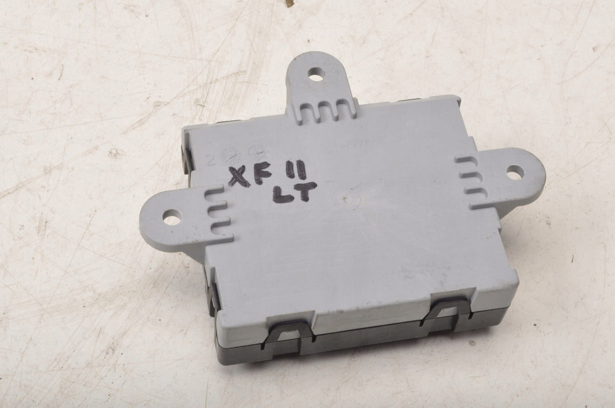 JAGUAR XF II F-PACE DOOR MODULE GJ32-14D619-AA