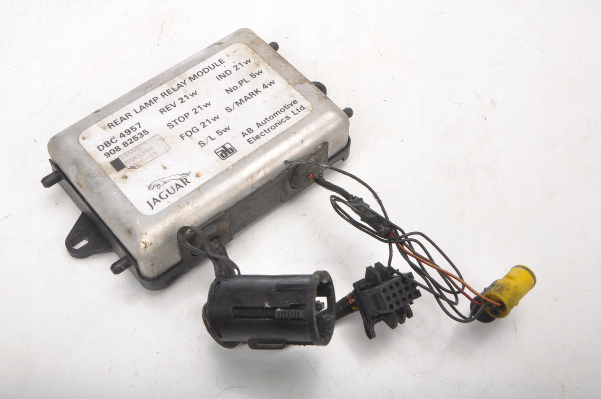 JAGUAR XJ6 XJ40 MODULE LIGHT CONTROLLER DBC4957