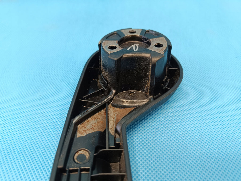 JEEP COMPASS 2 II 2.4 PB 182KM 4x4 2020 R SEAT ADJUSTMENT HOLDER