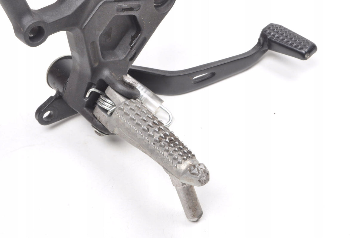 KAWASAKI ZX-4RR 400 SET FOOTREST RIGHT