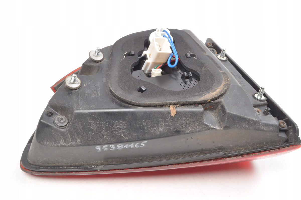 KIA CARENS IV LAMP RIGHT REAR RIGHT YOU 92404-A4110
