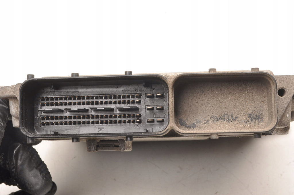 KIA CEED 1.6 16V 122KM COMPUTER ENGINE DRIVER 39110-2B660