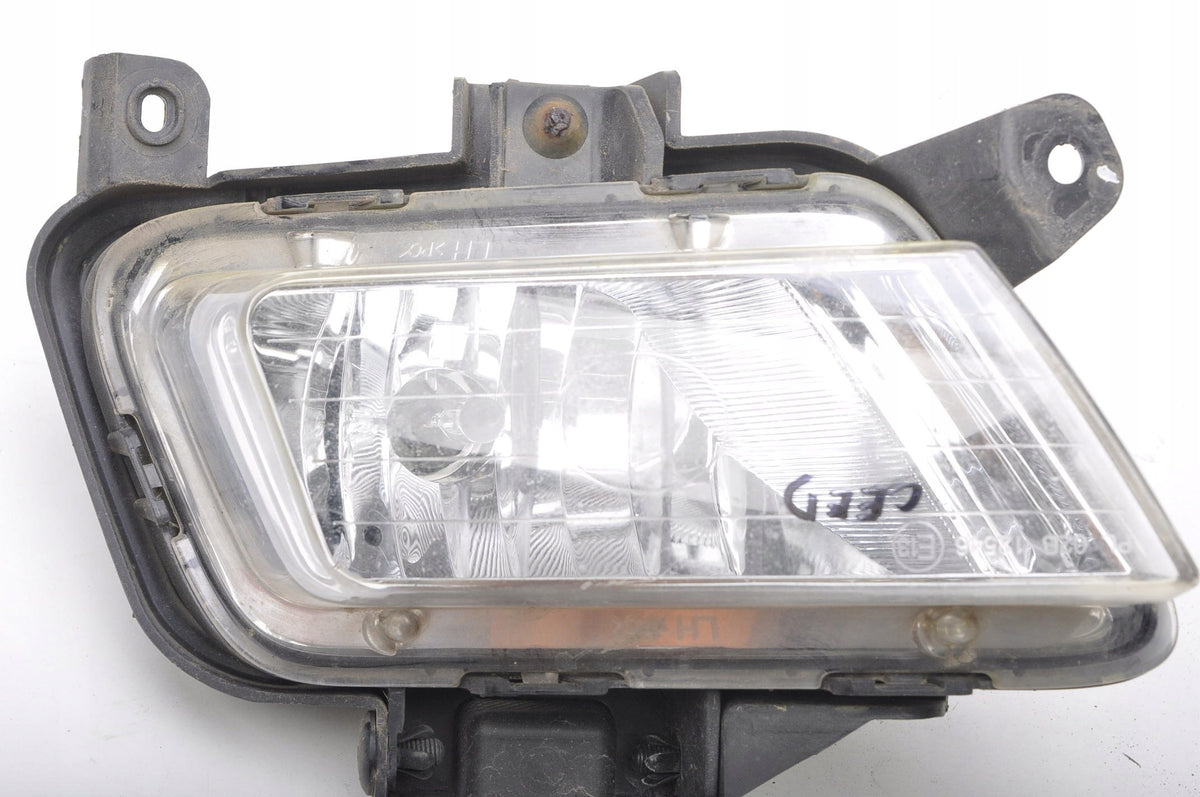 KIA CEED AND LIFT HALOGEN LEFT 028-12548