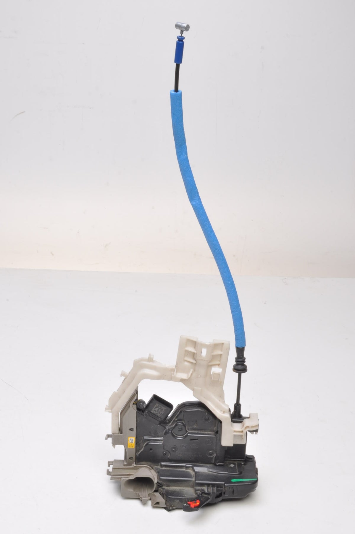 KIA CEED III DOOR LOCK RIGHT FRONT 81320-J7110 8 PIN UK