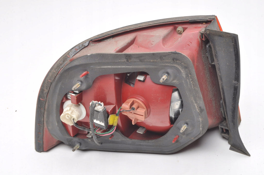 KIA MAGENTIS LAMP RIGHT REAR SEDAN LIFT EUROPE 92402-3C1