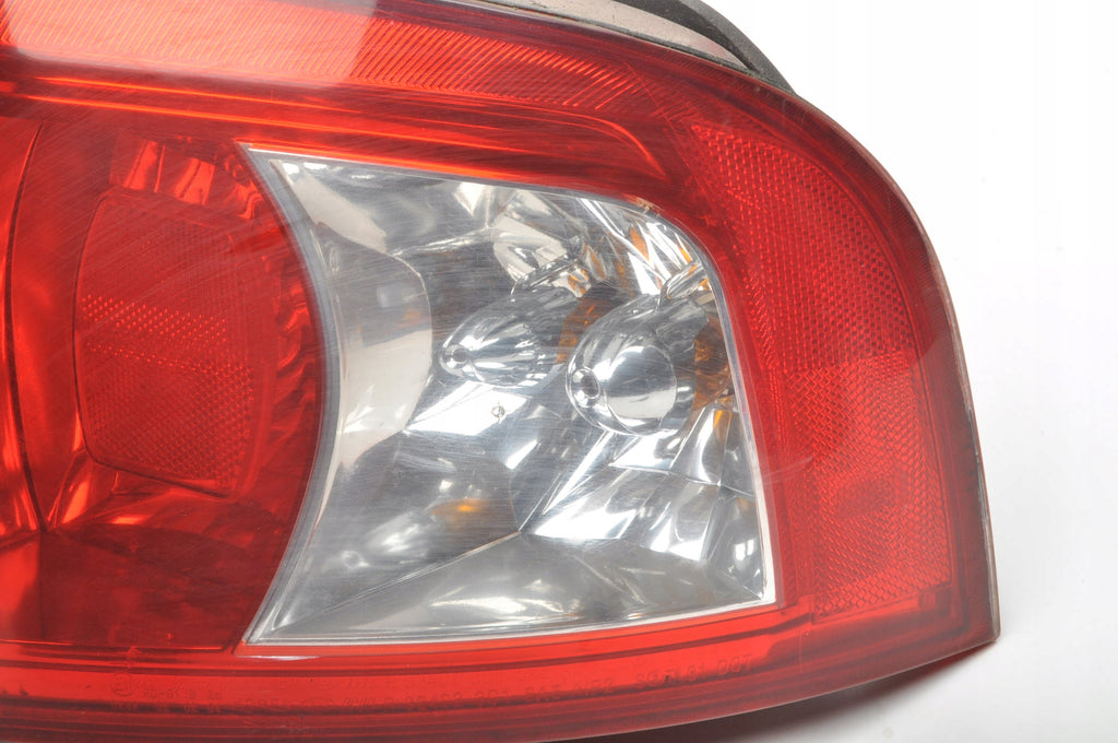 KIA MAGENTIS LAMP RIGHT REAR SEDAN LIFT EUROPE 92402-3C1