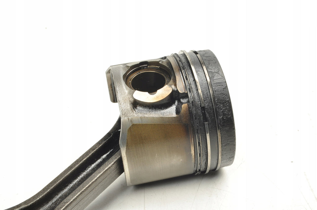 KIA OPTIMA 3 III SPORTAGE III 1.7 CDTI 116HP PISTON WITH CONNECTING ROD D4FD PC77