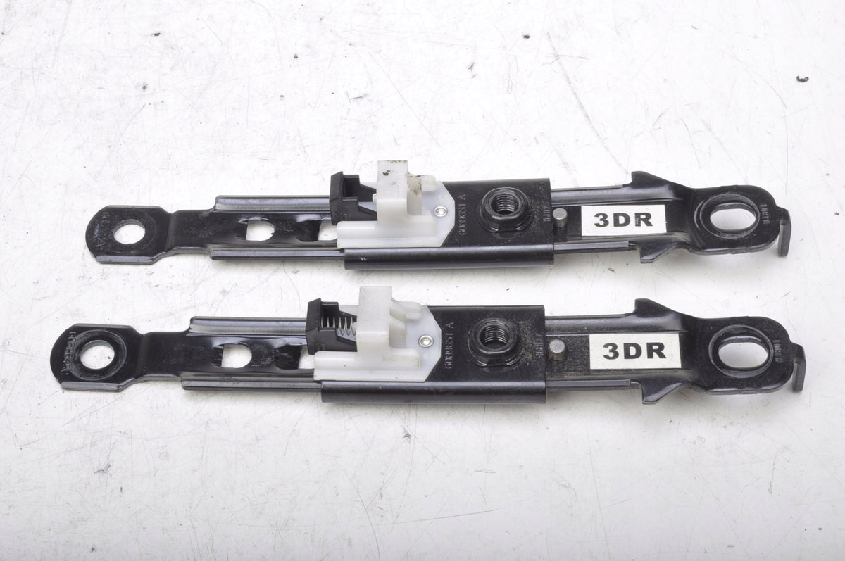 KIA PRO CEED BELT ADJUSTMENT SLIDER 6089651 SET