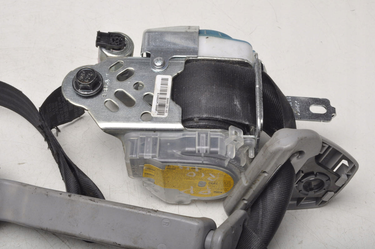 KIA RIO III BELT RIGHT FRONT 88880-1W330