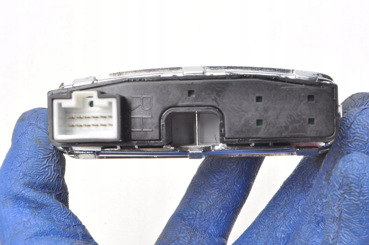 KIA RIO III HEATED SEAT PANEL 299110718