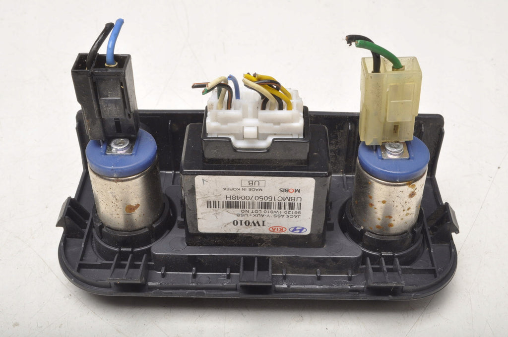 KIA RIO III USB INPUT AUX 96120-1W010