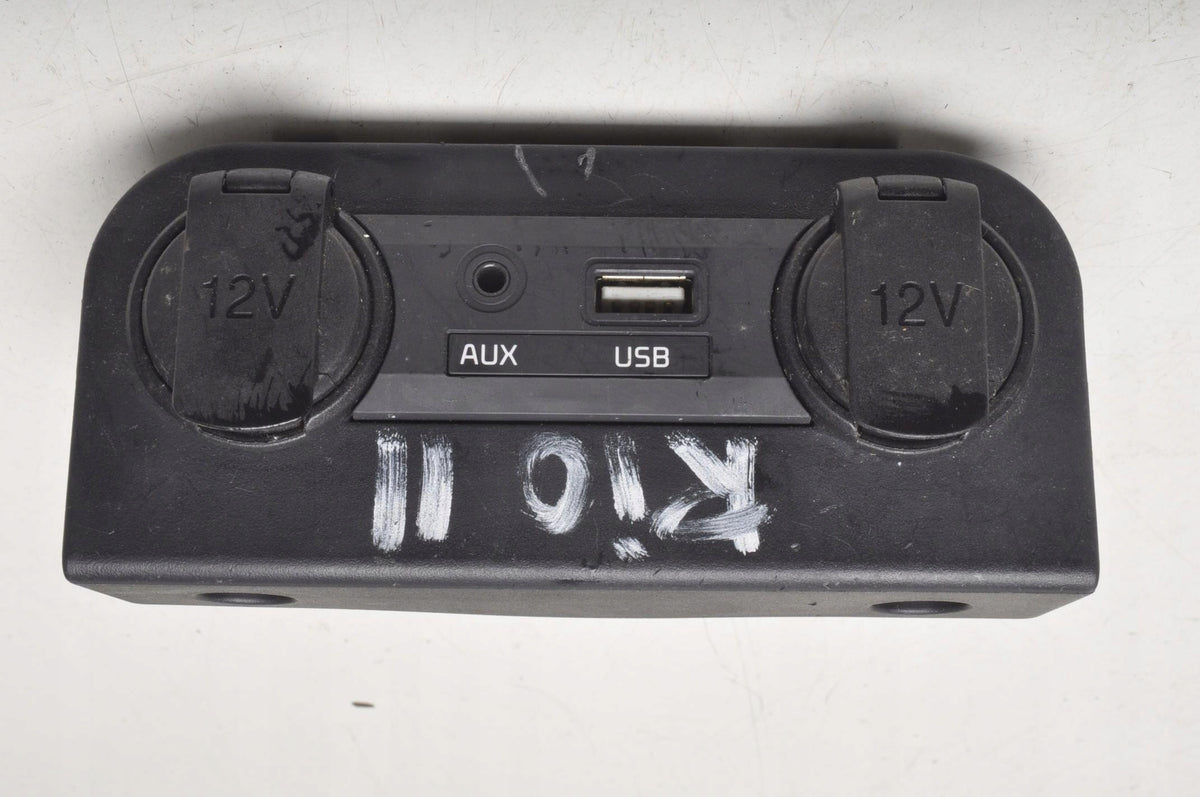 KIA RIO III USB INPUT AUX 96120-1W010