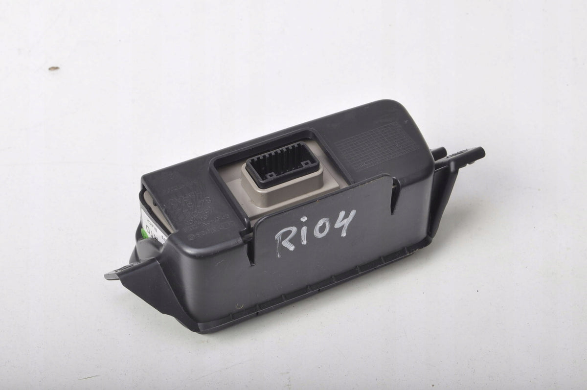 KIA RIO IV SWITCH PANEL 84757-H8RA0