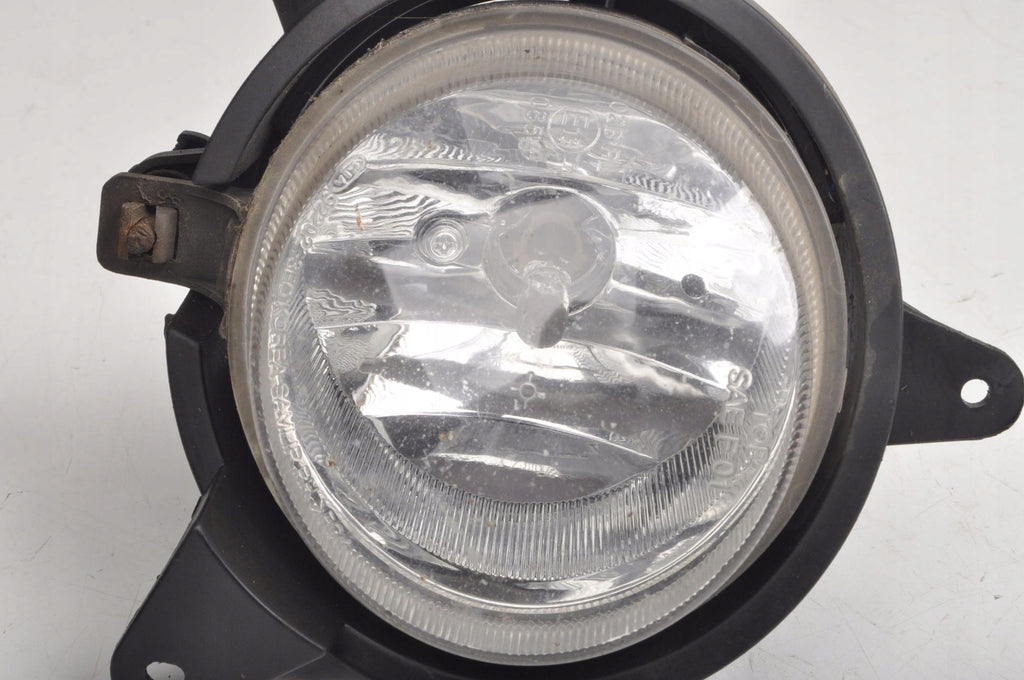 KIA SORENTO AND HALOGEN RIGHT 92202-3E0