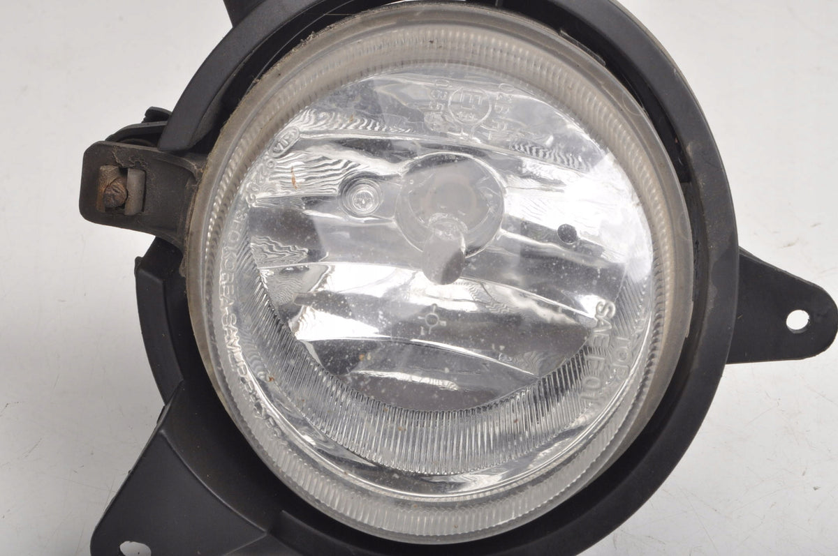 KIA SORENTO AND HALOGEN RIGHT 92202-3E0