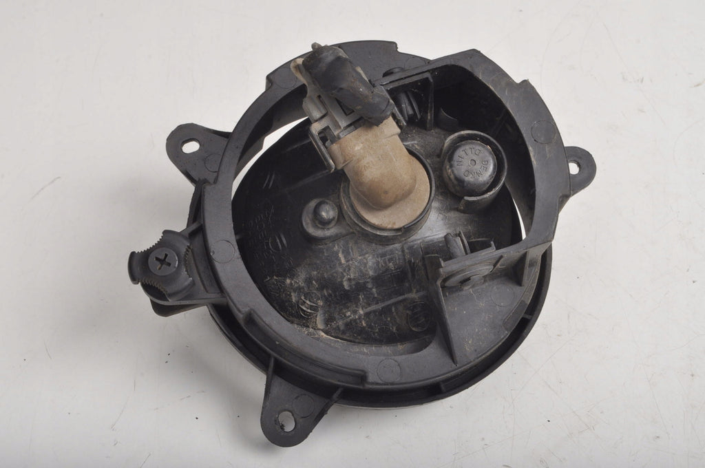 KIA SORENTO AND HALOGEN RIGHT 92202-3E0