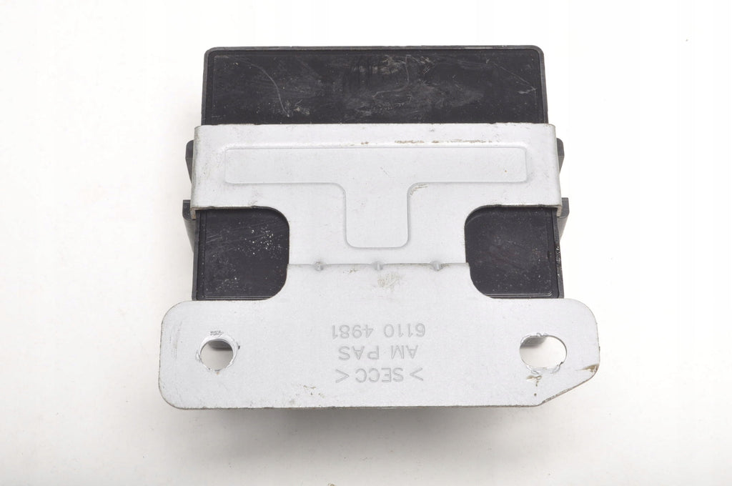 KIA SOUL AND DRIVER MODULE 95700-2K000