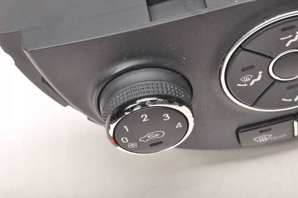 KIA SOUL AND PANEL AIR CONDITIONING SWITCH LIFT 97250-2KAH1WK 97250-2KXXX
