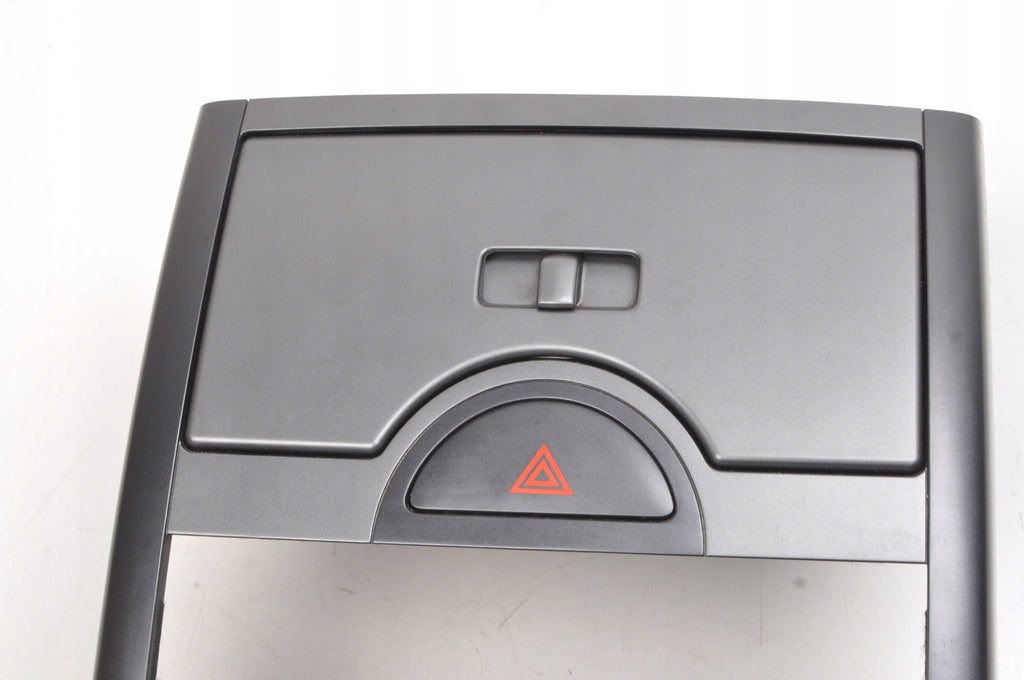 KIA SOUL AND STORAGE FRAME EMERGENCY LIGHT BUTTON 84740-2K100
