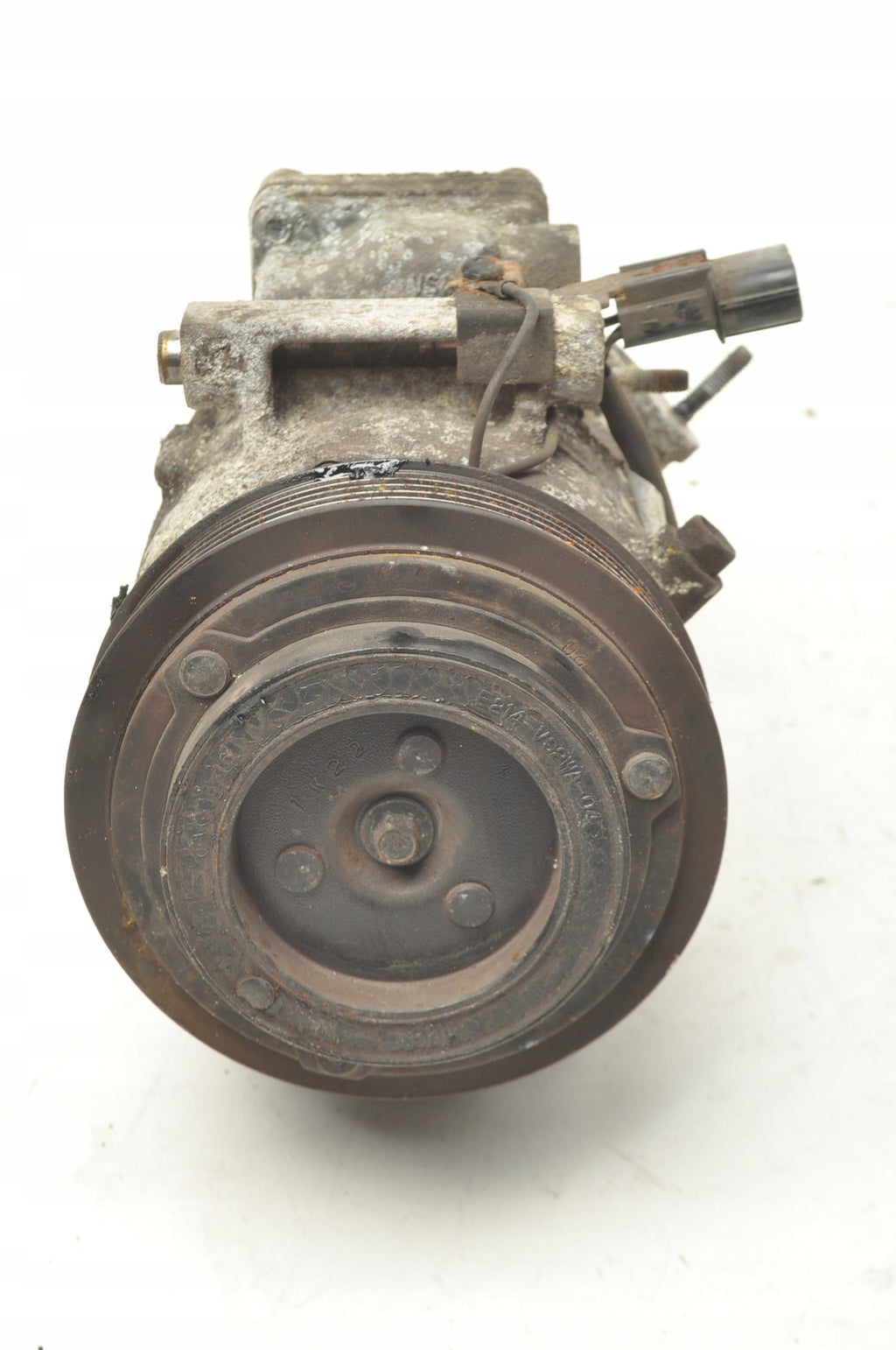 KIA SPORTAGE III AIR CONDITIONING COMPRESSOR F500-NE9DB-04