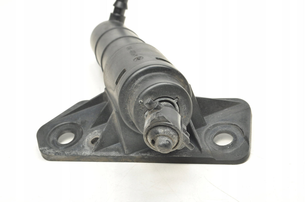 KIA SPORTAGE III HEADLIGHT WASHER PUMP RIGHT 00066135