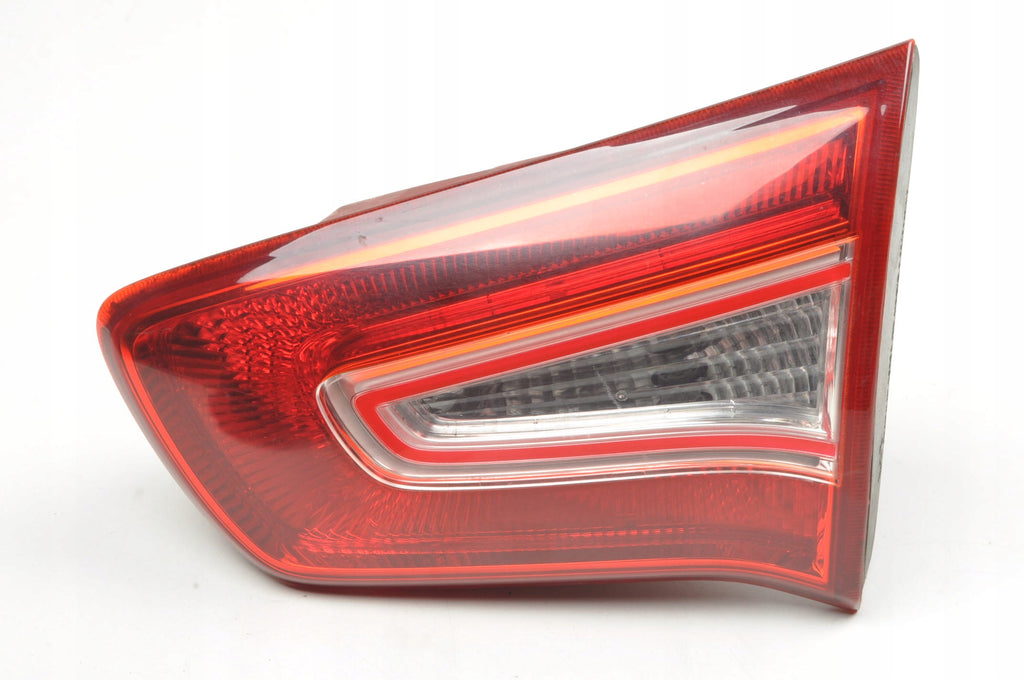 KIA SPORTAGE III LAMP RIGHT REAR IN FLAP SUV