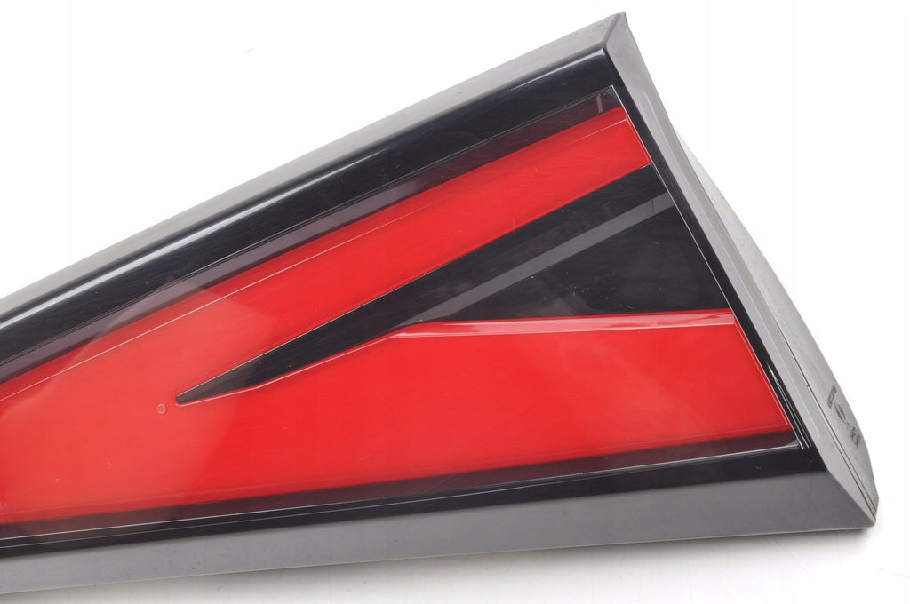 KIA SPORTAGE V LAMP RIGHT REAR FLAP R2924-62030