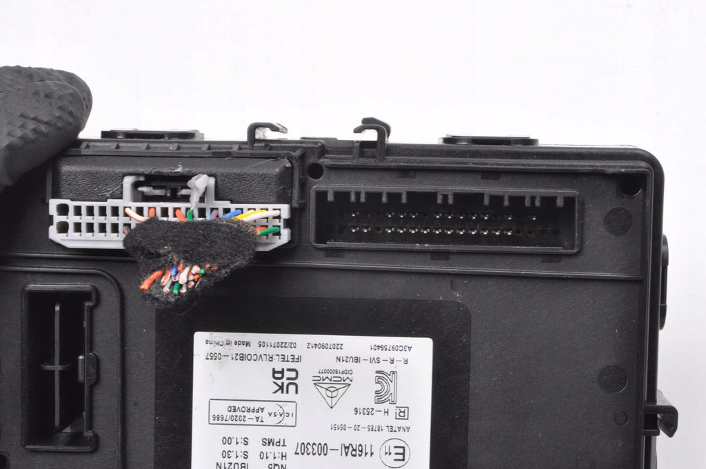KIA SPORTAGE V RELAY MODULE 95400-R2030