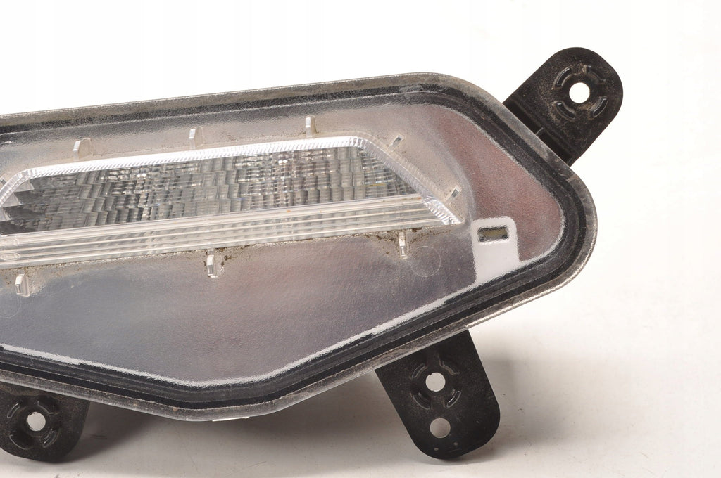 KIA SPORTAGE V REVERSE LIGHT LAMP 924A3-R2000
