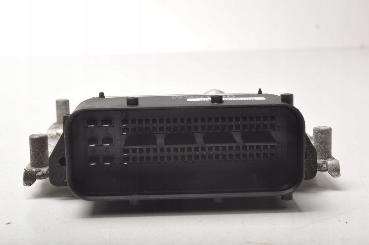 KIA VENGA 1.4 B ENGINE CONTROLLER 39101-2B810