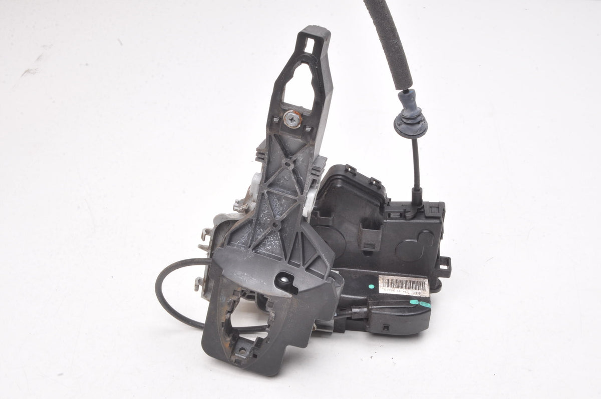 KIA VENGA DOOR LOCK RIGHT FRONT UK 7 PIN 81320-1P040