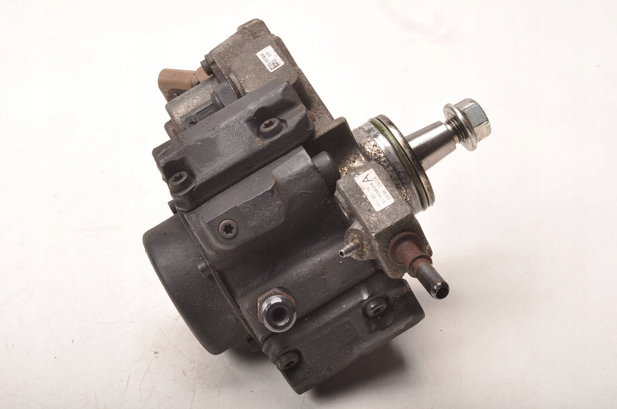 KIA VENGA RIO III HYUNDAI I20 1.4 CDTI 75HP INJECTION PUMP 33100-2A710