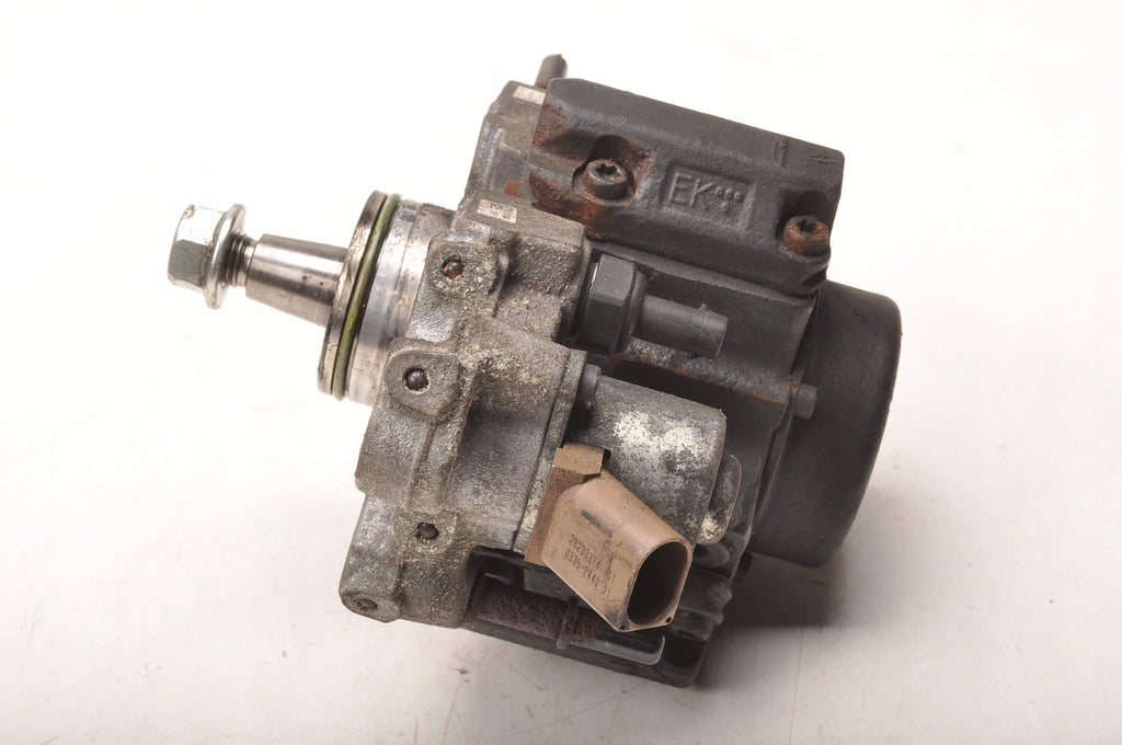KIA VENGA RIO III HYUNDAI I20 1.4 CDTI 75HP INJECTION PUMP 33100-2A710