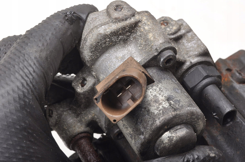 KIA VENGA RIO III HYUNDAI I20 1.4 CDTI 75HP INJECTION PUMP 33100-2A710