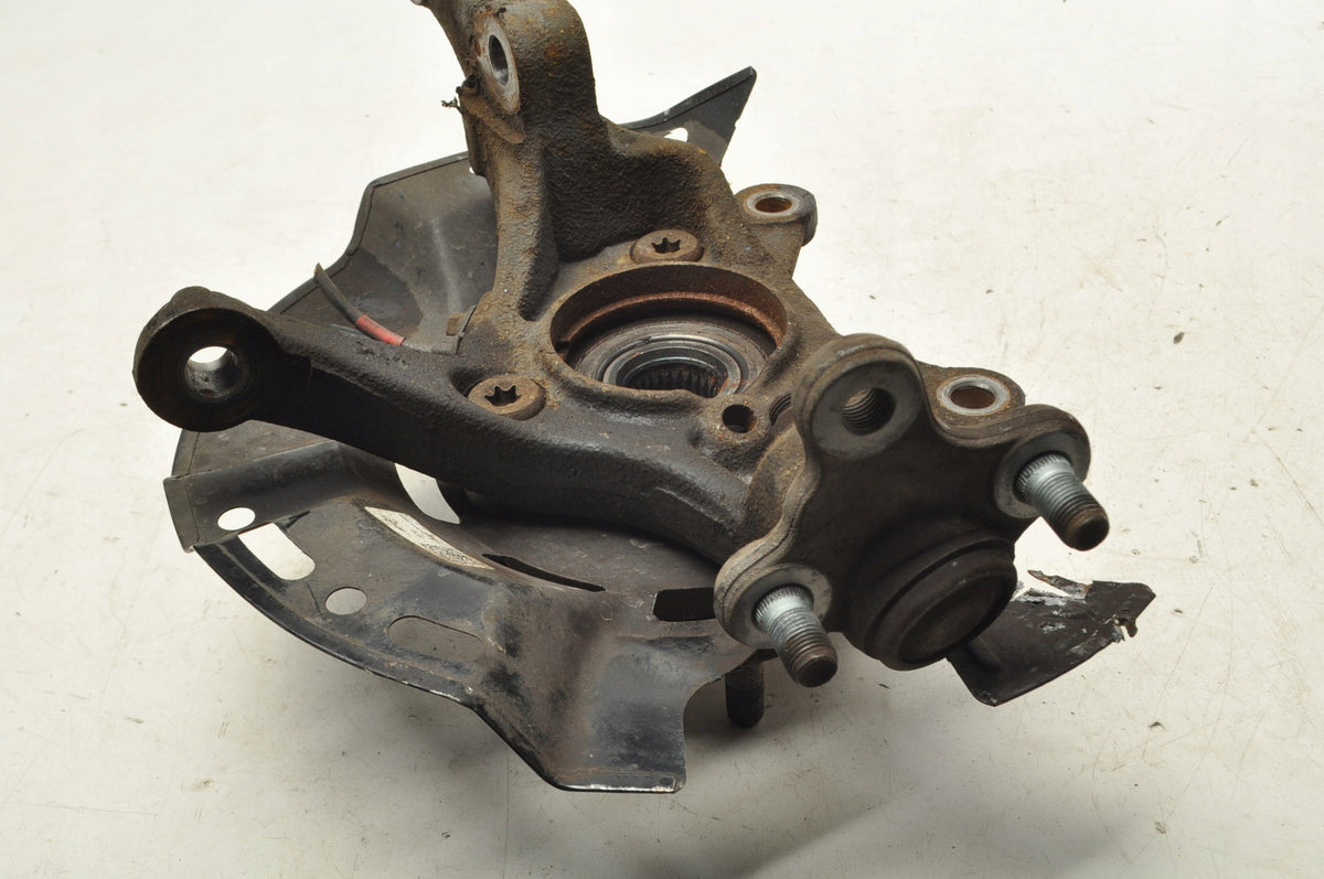 KIA X-CEED 1.5 T-GDI LEFT FRONT CROSSOVER 51755-J7200