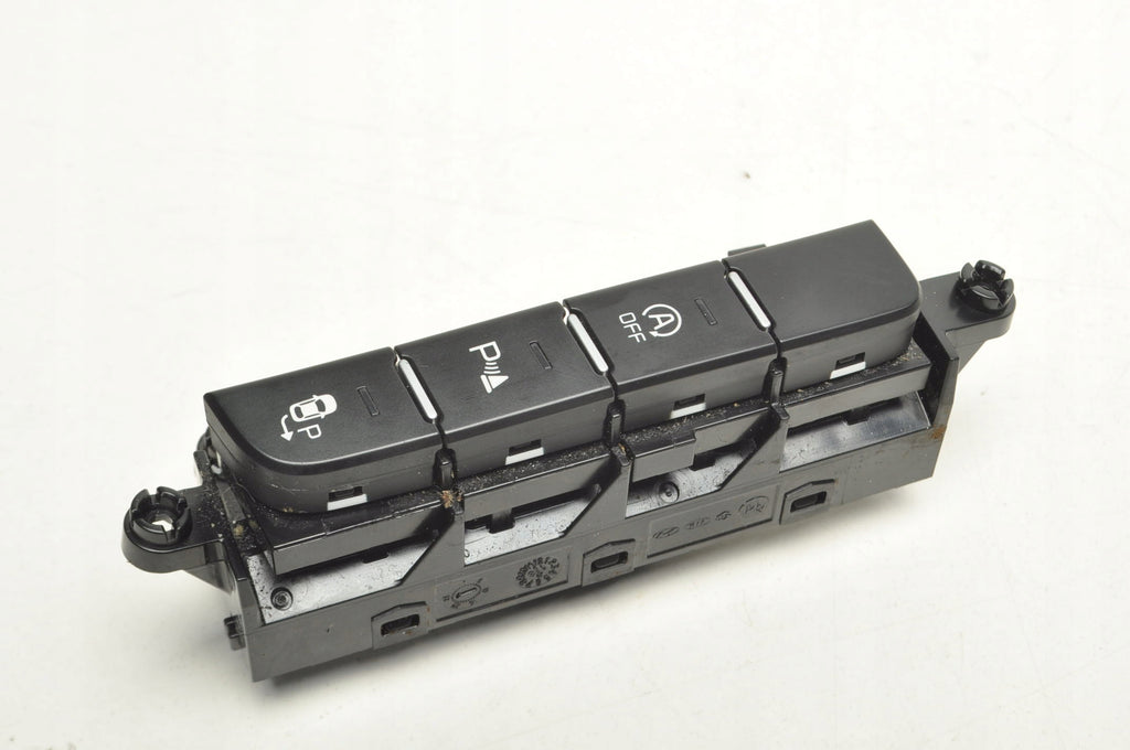 KIA X-CEED SWITCH PANEL 93300-J7750