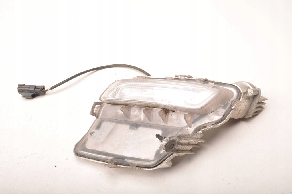 LAMP DRL RIGHT FRONT HALOGEN RIGHT VOLVO XC60 AND 31420394