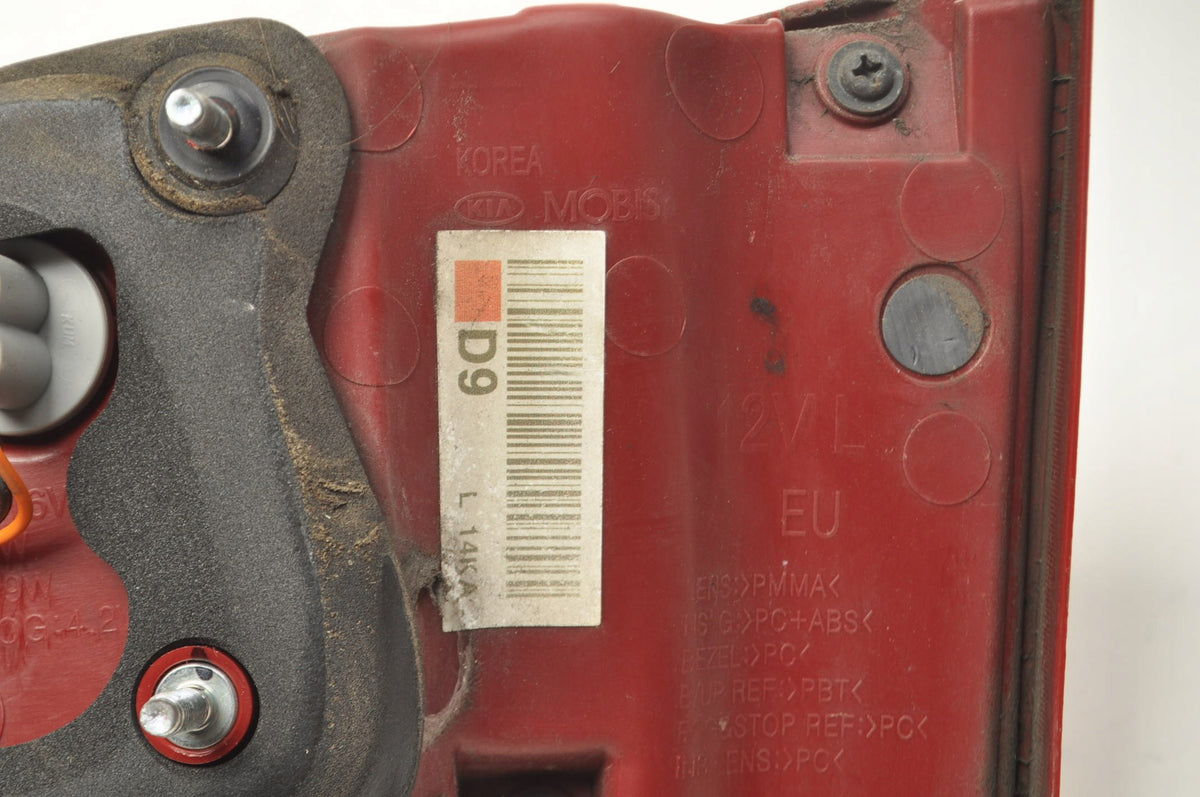 LAMP LEFT REAR IN FLAP KIA OPTIMA IV 92403-D44 STATION WAGON