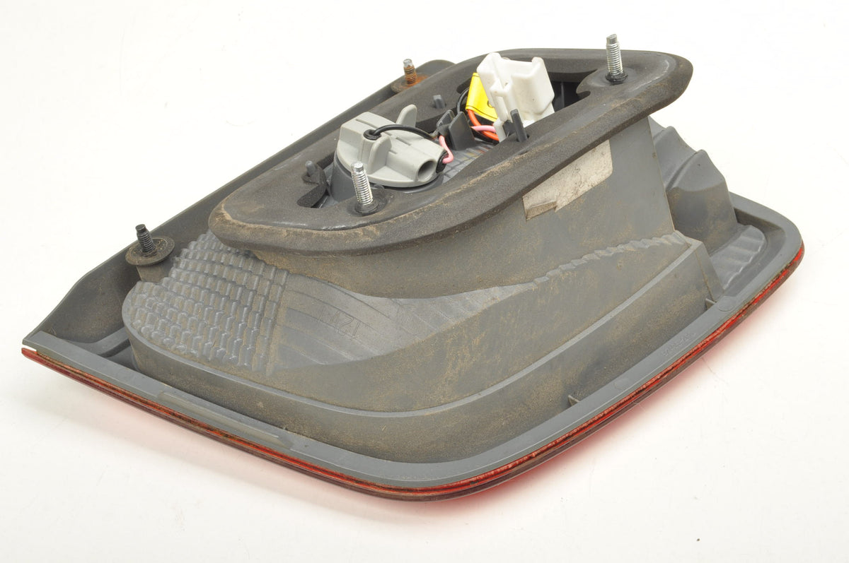 LAMP LEFT REAR IN FLAP KIA SORENTO II 92405-2P02 SUV