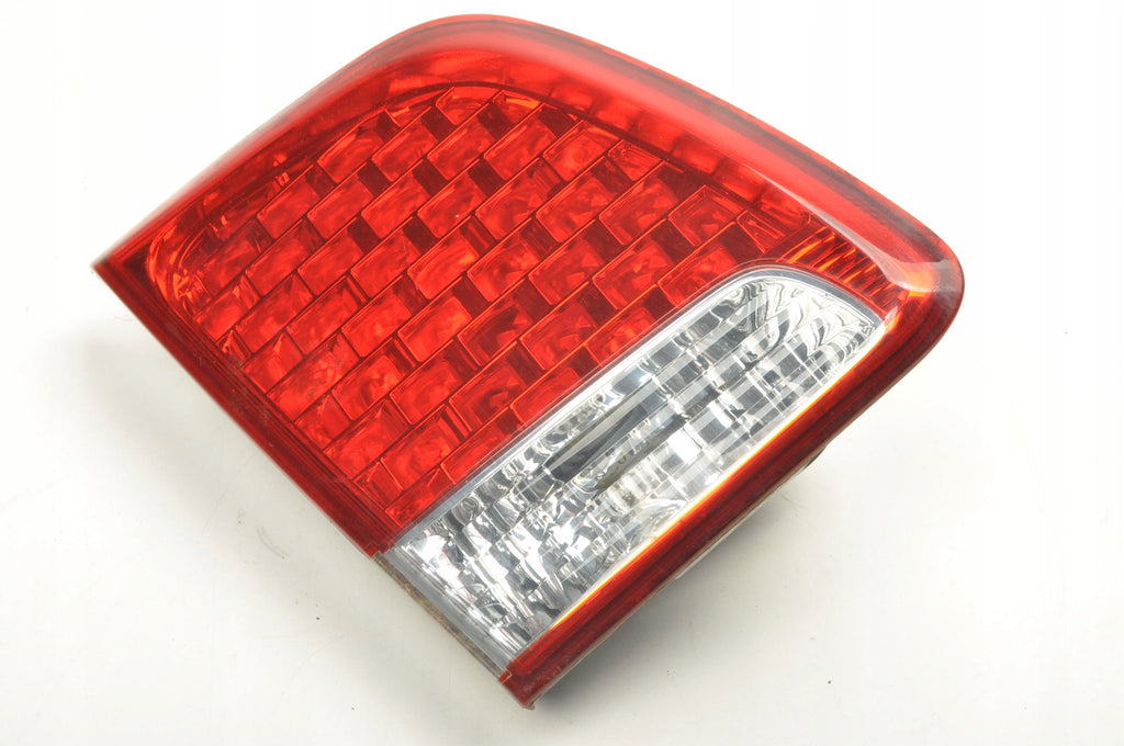 LAMP LEFT REAR IN FLAP KIA SORENTO II 92405-2P02 SUV