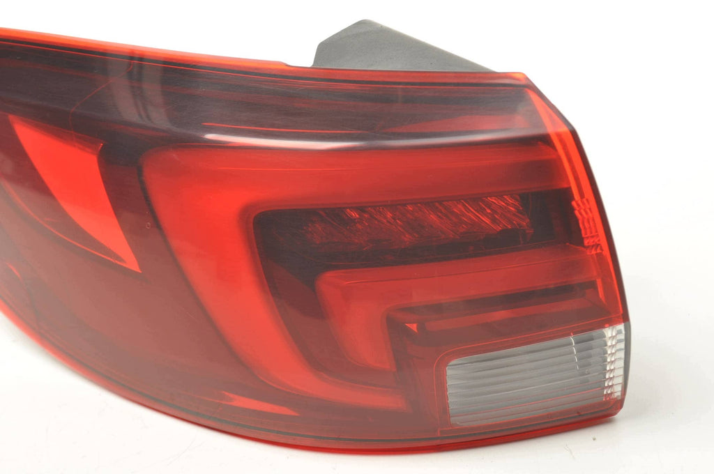 LAMP LEFT REAR LED OPEL ASTRA K STATION WAGON 39032038