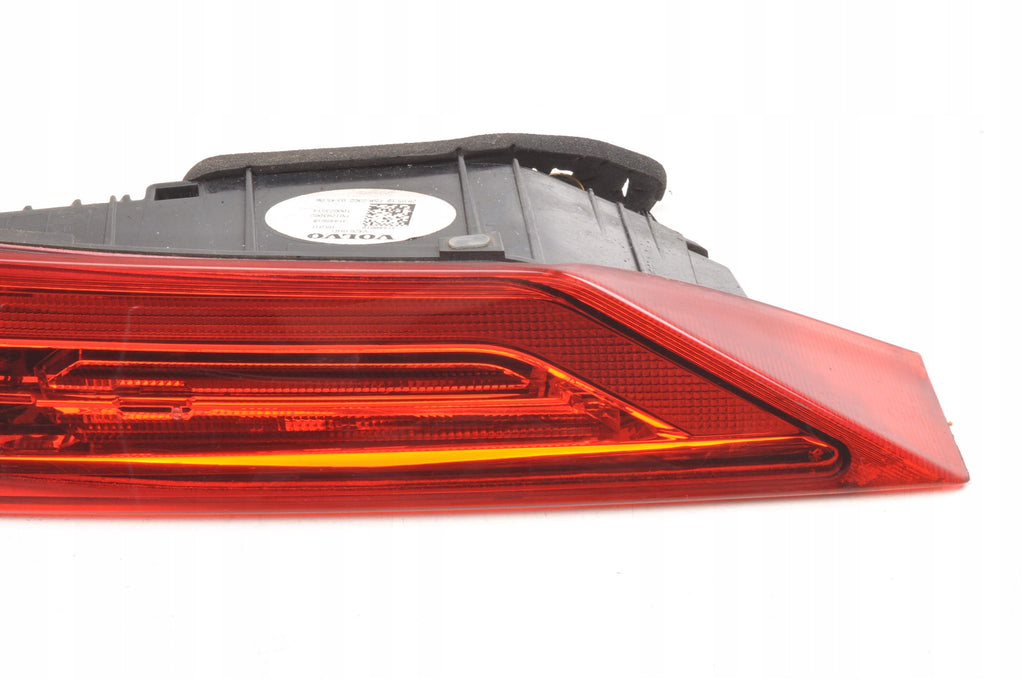 LAMP RIGHT REAR FLAP VOLVO XC60 II 31446618 SUV