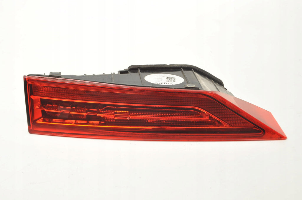 LAMP RIGHT REAR FLAP VOLVO XC60 II 31446618 SUV